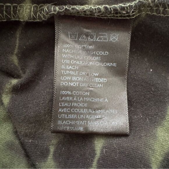 Urban Outfitters Men's Modern Fit Tie Dye Tee - Size Medium - Picture 5 of 5